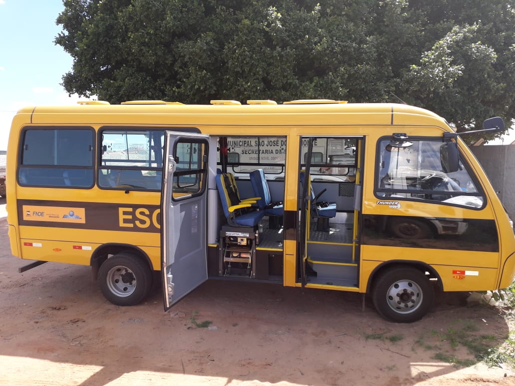 São José do Belmonte recebe mais um micro-ônibus do FNDE