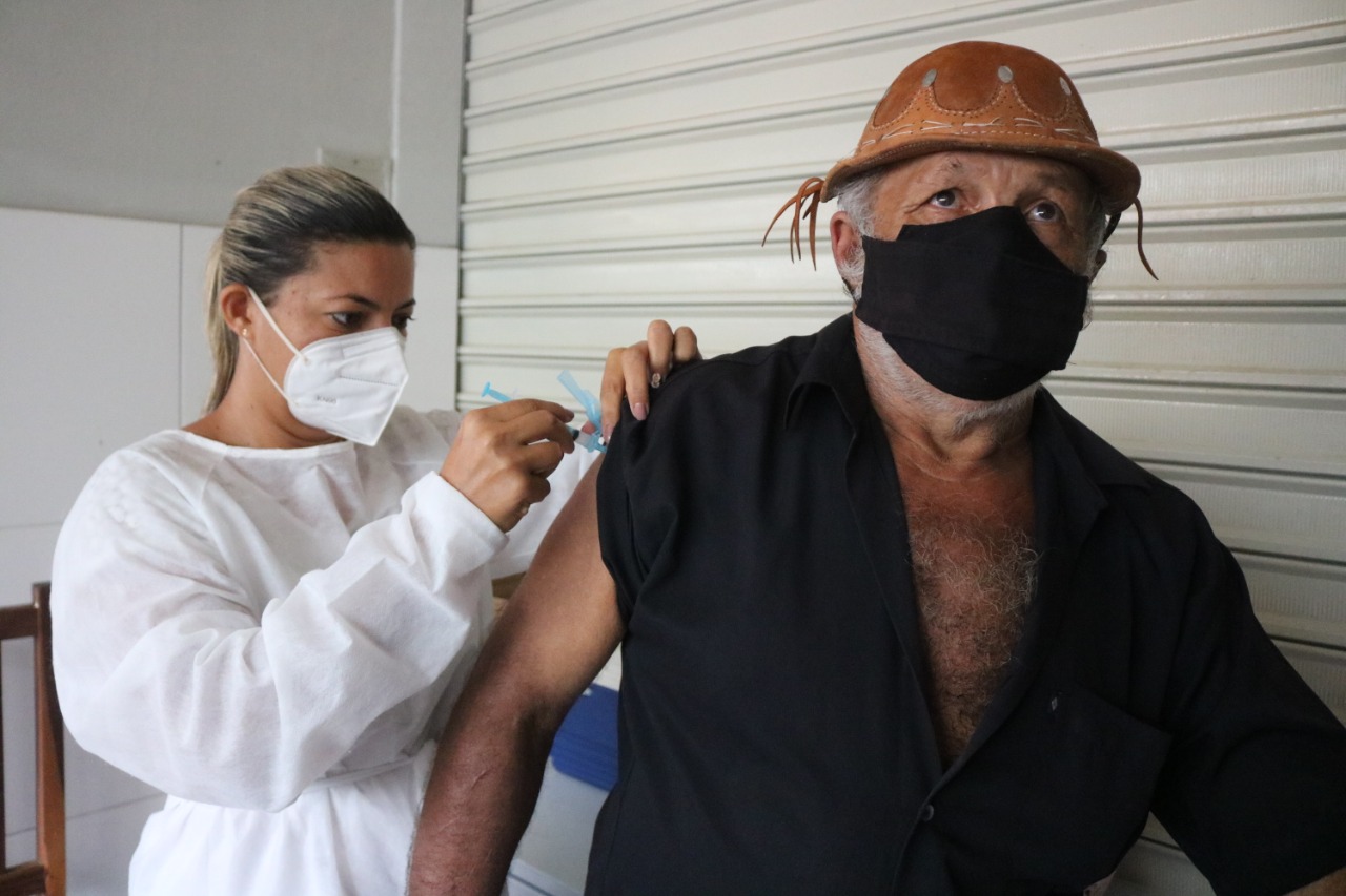 Vacinação de faixa etária 70+ em São José do Belmonte